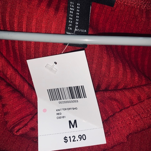 Red Cropped Stylish Top ! ❤️ - Picture 2 of 2